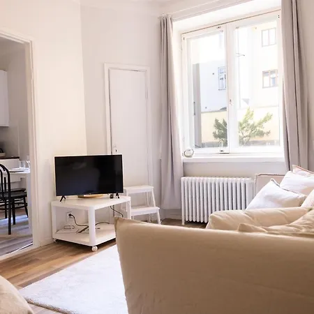 Poista 2ndhomes Cozy 35m2 With A Courtyard View By Taehtitorni Park